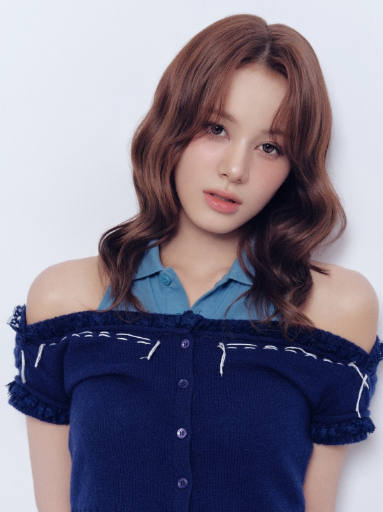 NiziUを形づくる特別なディテール - NYLON JAPAN